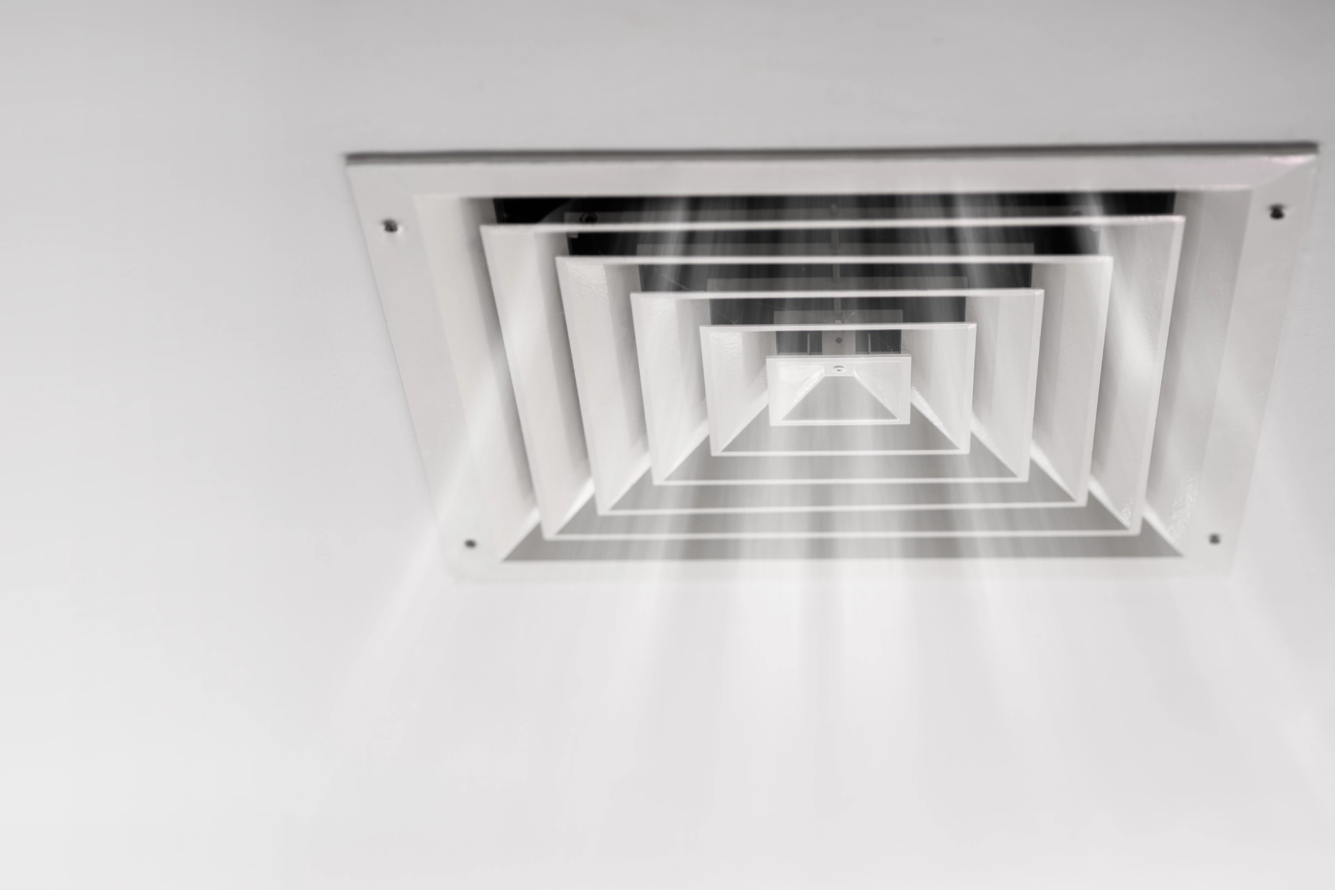 Bell Installationen - Deckenlüftung in einem Raum