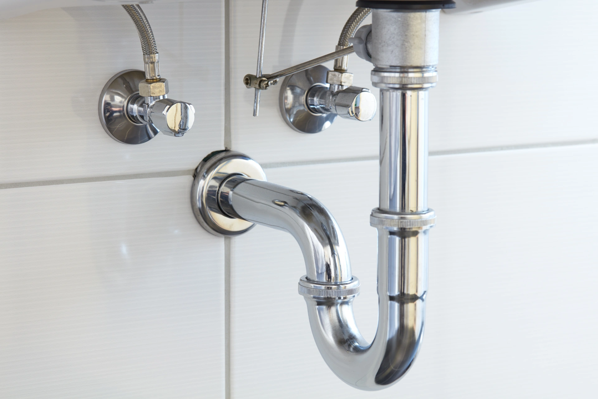 Bell Installationen - Wasseranschluss eines Spülbeckens